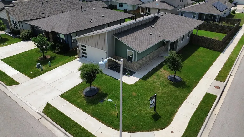 100 Centuryplant Road Leander TX 78641
