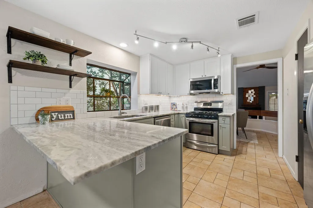 11701 Wiginton Drive Austin TX 78758