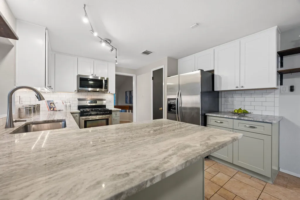11701 Wiginton Drive Austin TX 78758