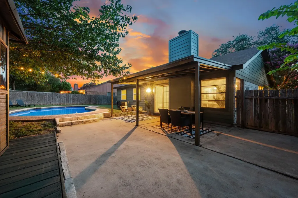 11701 Wiginton Drive Austin TX 78758
