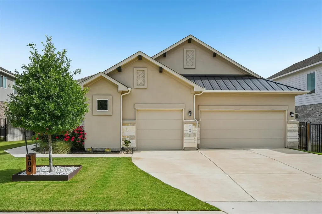 208 Great Lawn Bend Liberty Hill TX 78642