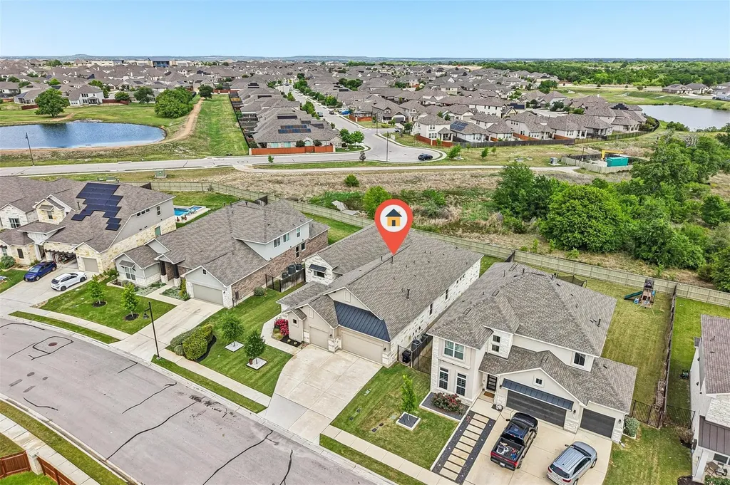 208 Great Lawn Bend Liberty Hill TX 78642