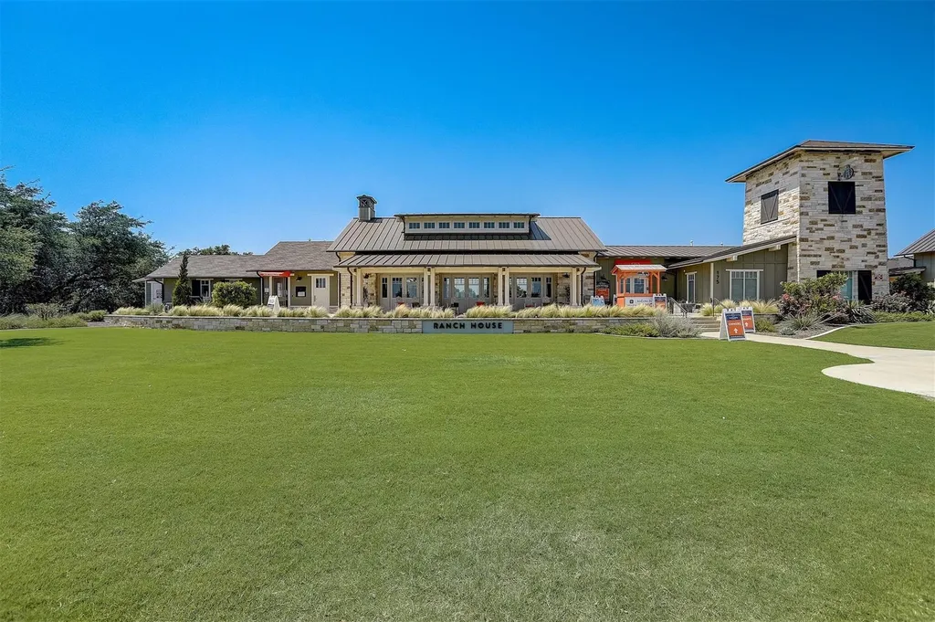 208 Great Lawn Bend Liberty Hill TX 78642
