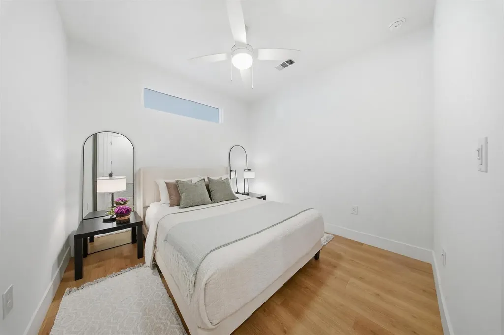 1701 Simond Avenue Austin TX 78723