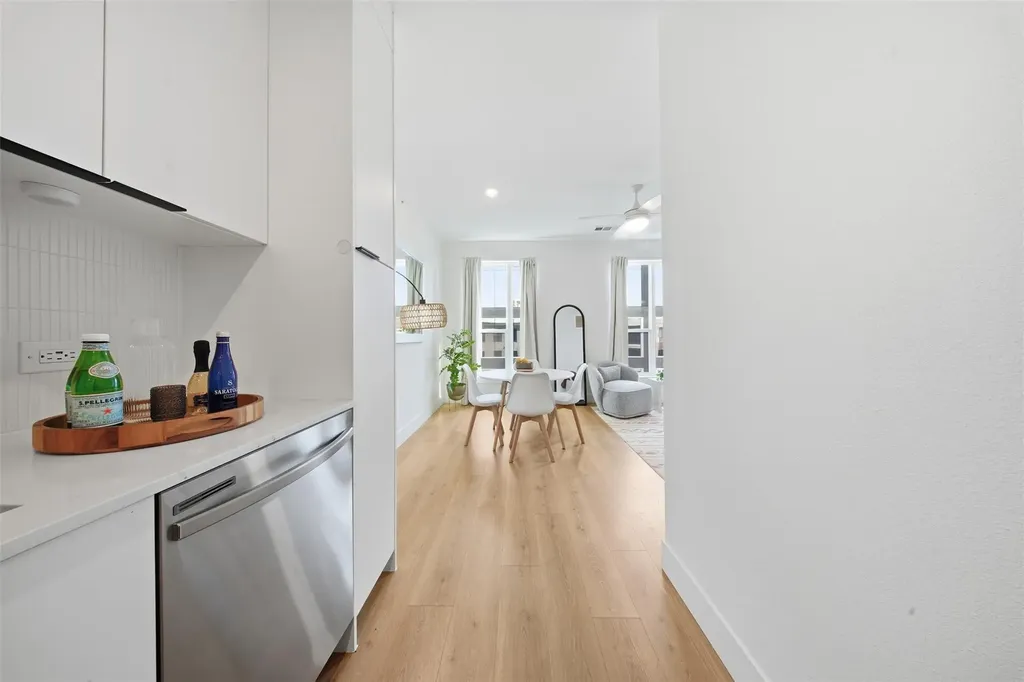 1701 Simond Avenue Austin TX 78723