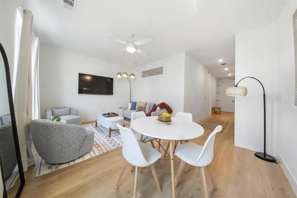 1701 Simond Avenue Austin TX 78723