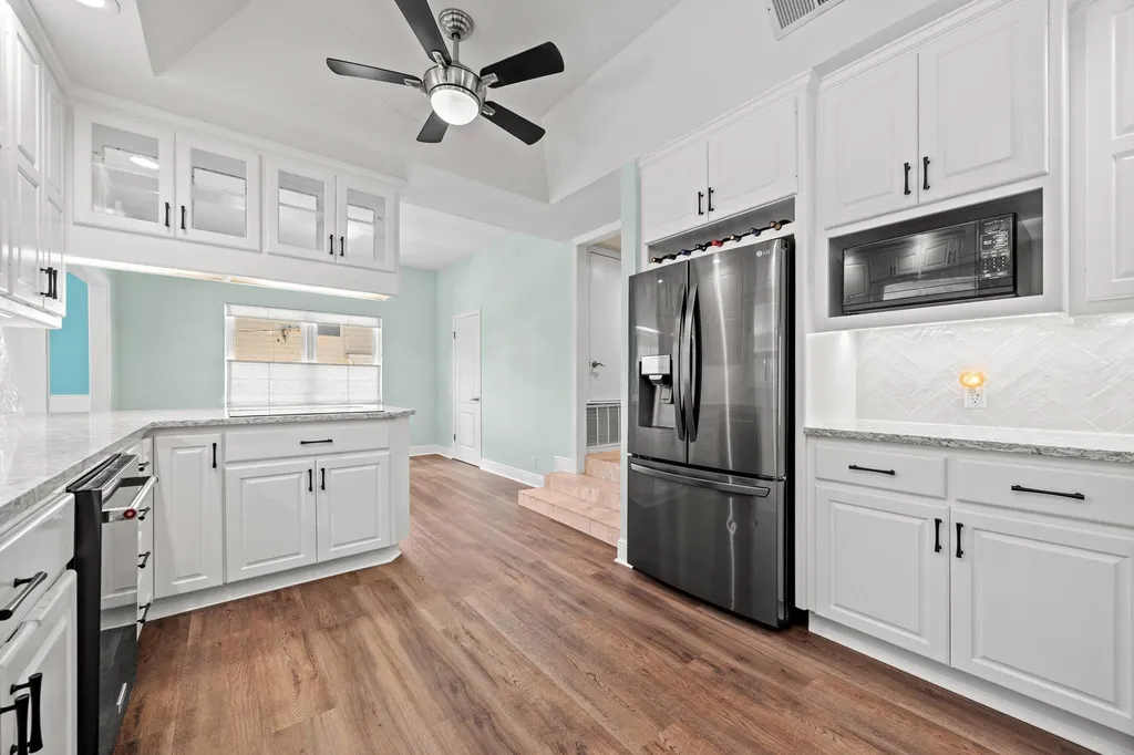 10805 Spicewood Parkway Austin TX 78750