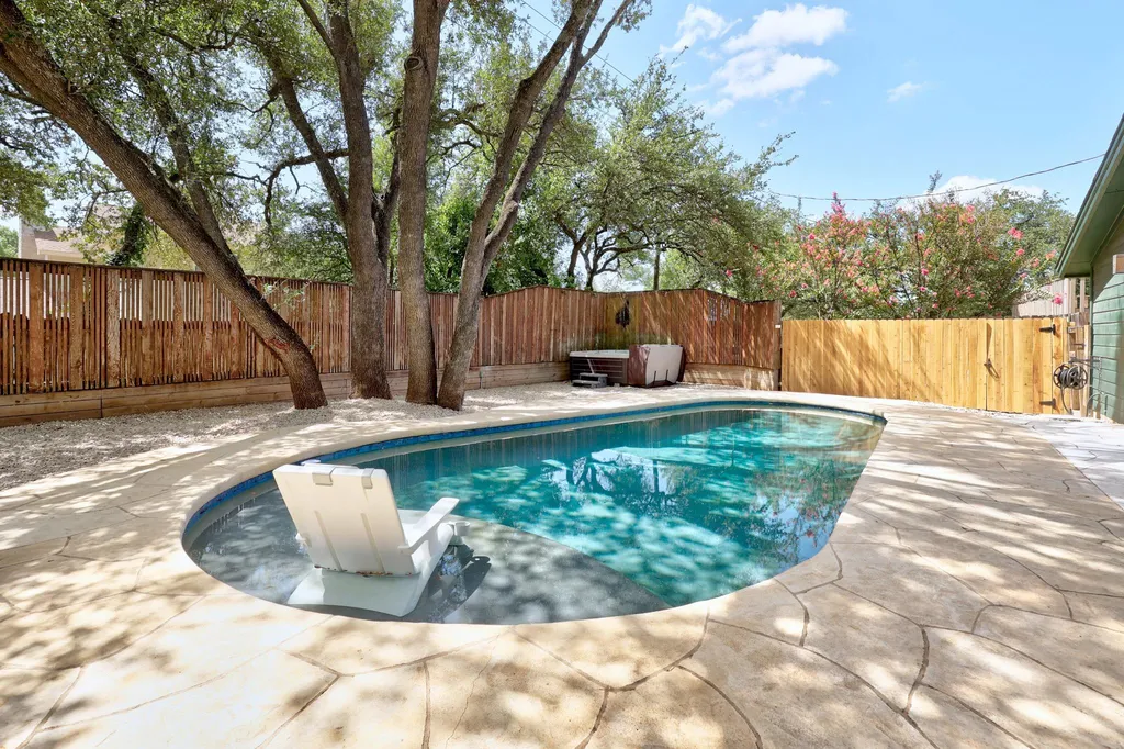 10805 Spicewood Parkway Austin TX 78750