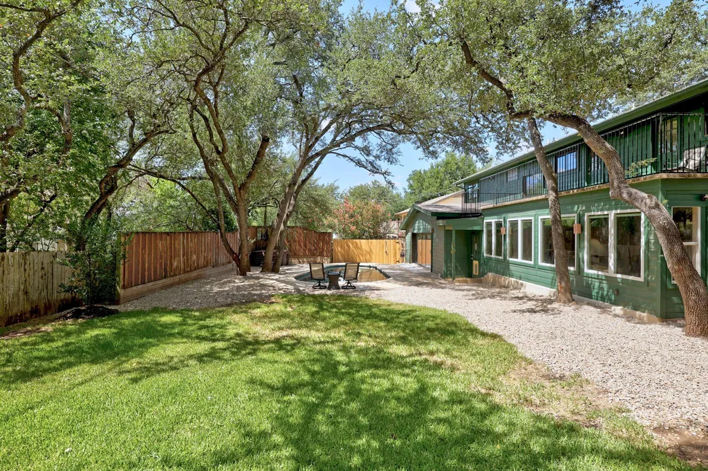10805 Spicewood Parkway Austin TX 78750
