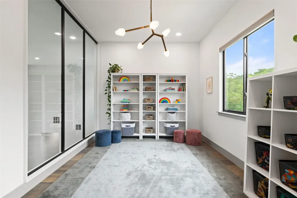 3610 Hillbrook Drive Austin TX 78731