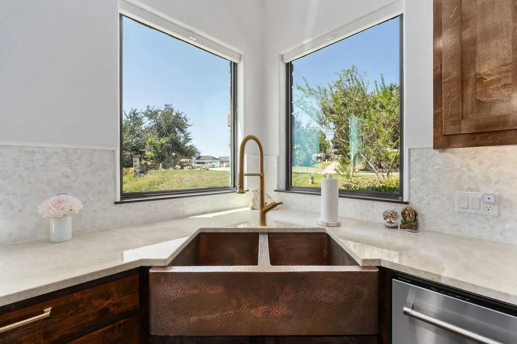 13017 Luna Montana Way S Austin TX 78732