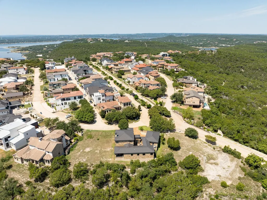 13017 Luna Montana Way S Austin TX 78732