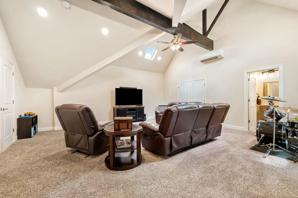 18628 Amberg Place Austin TX 78738