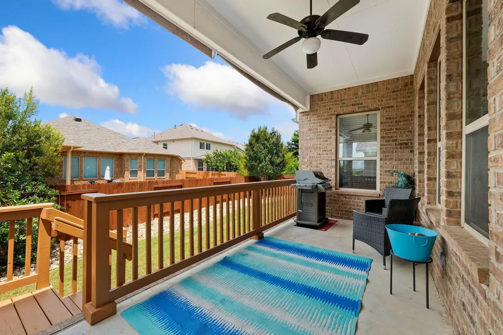 18628 Amberg Place Austin TX 78738