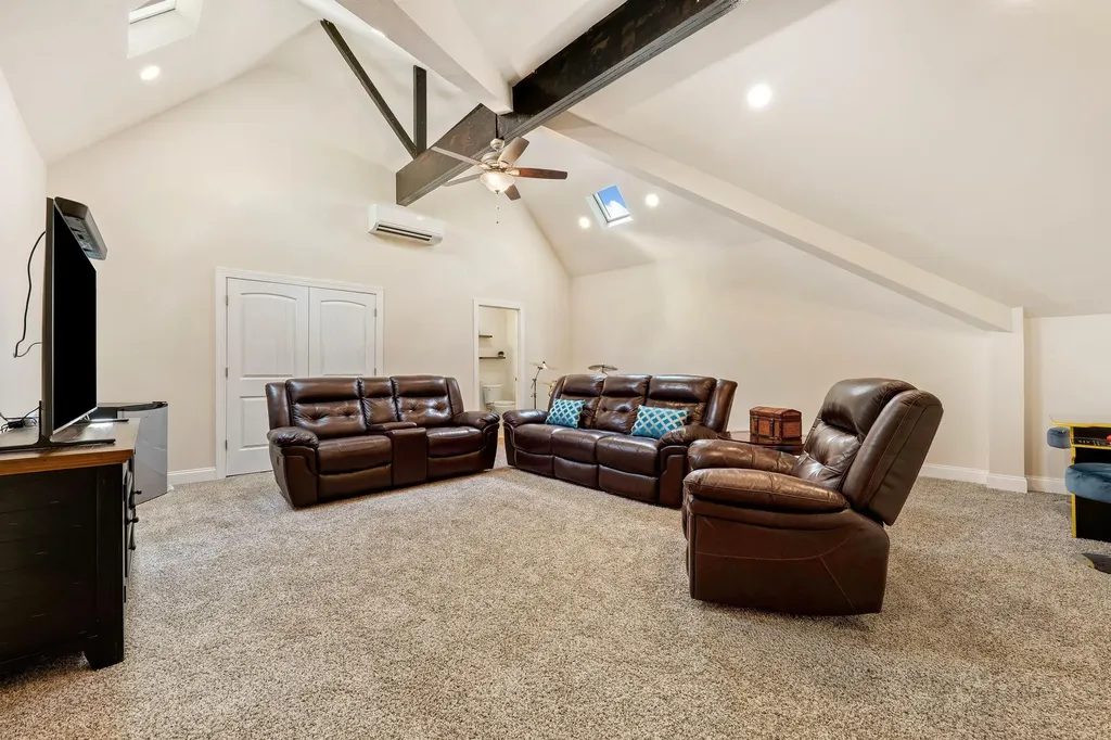18628 Amberg Place Austin TX 78738