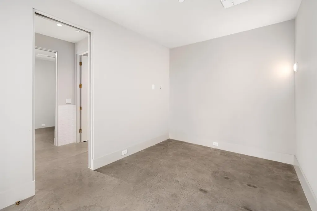 4500 River Wood Court Austin TX 78731