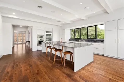 4500 River Wood Court Austin TX 78731