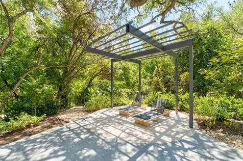 4500 River Wood Court Austin TX 78731