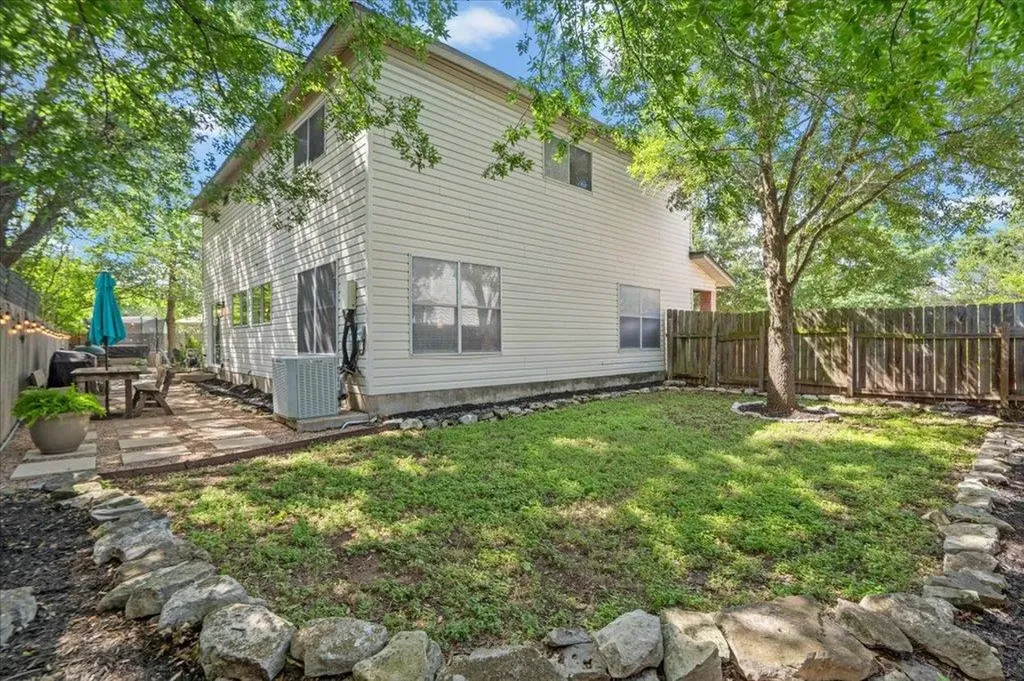 4319 Triboro Trail Austin TX 78749