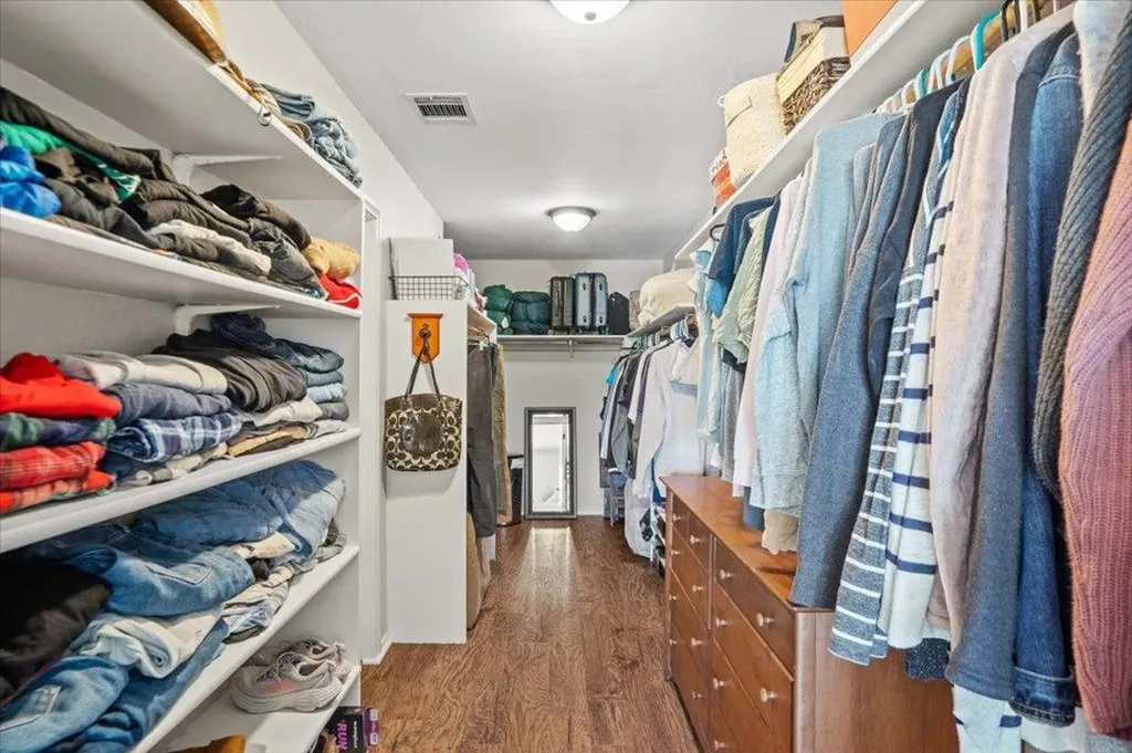 4319 Triboro Trail Austin TX 78749