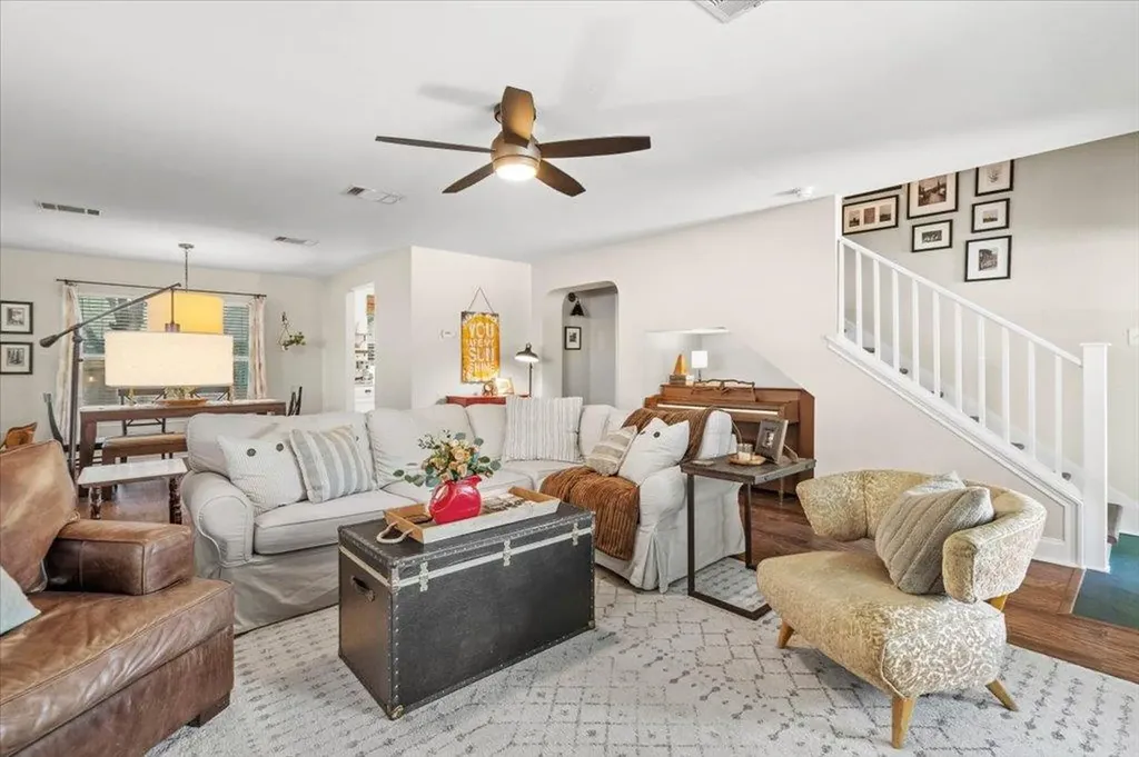 4319 Triboro Trail Austin TX 78749