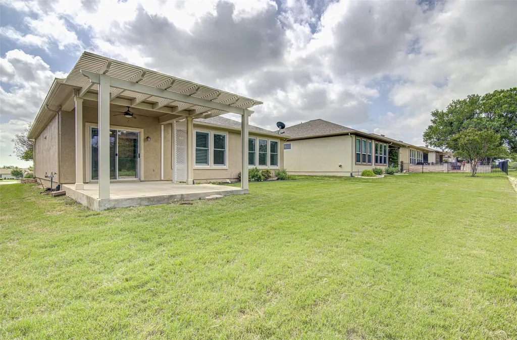 321 Cooper Lake Drive Georgetown TX 78633