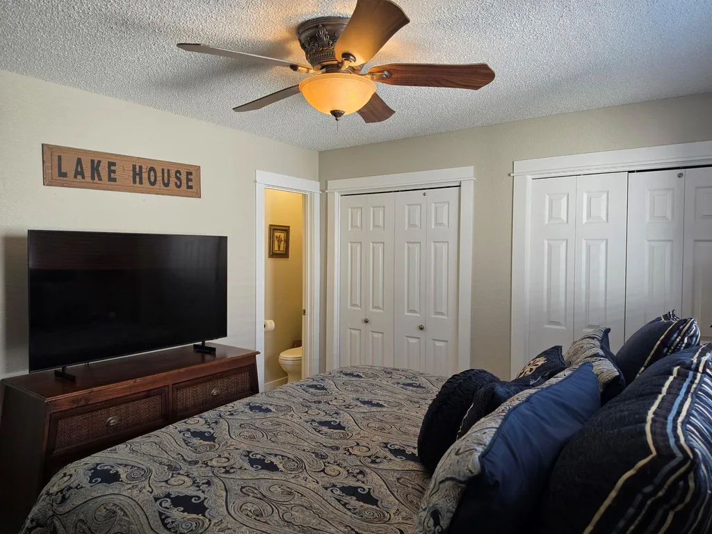 1601 Judy Lynn Drive Spicewood TX 78669