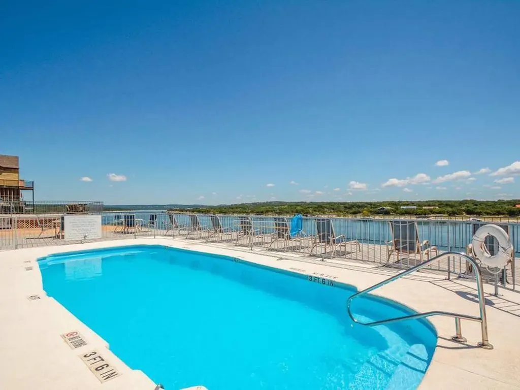 1601 Judy Lynn Drive Spicewood TX 78669