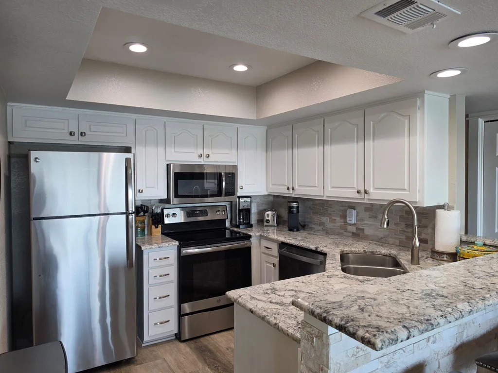 1601 Judy Lynn Drive Spicewood TX 78669