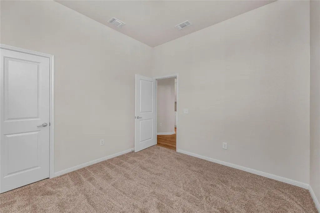 9941 Comely Bend Manor TX 78653