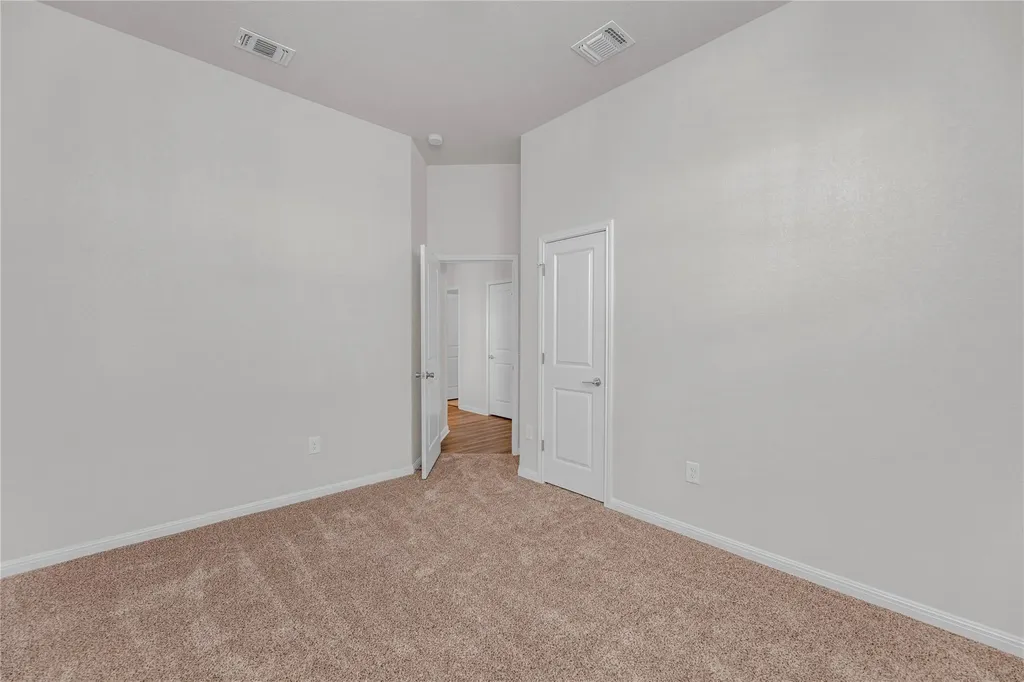 9941 Comely Bend Manor TX 78653