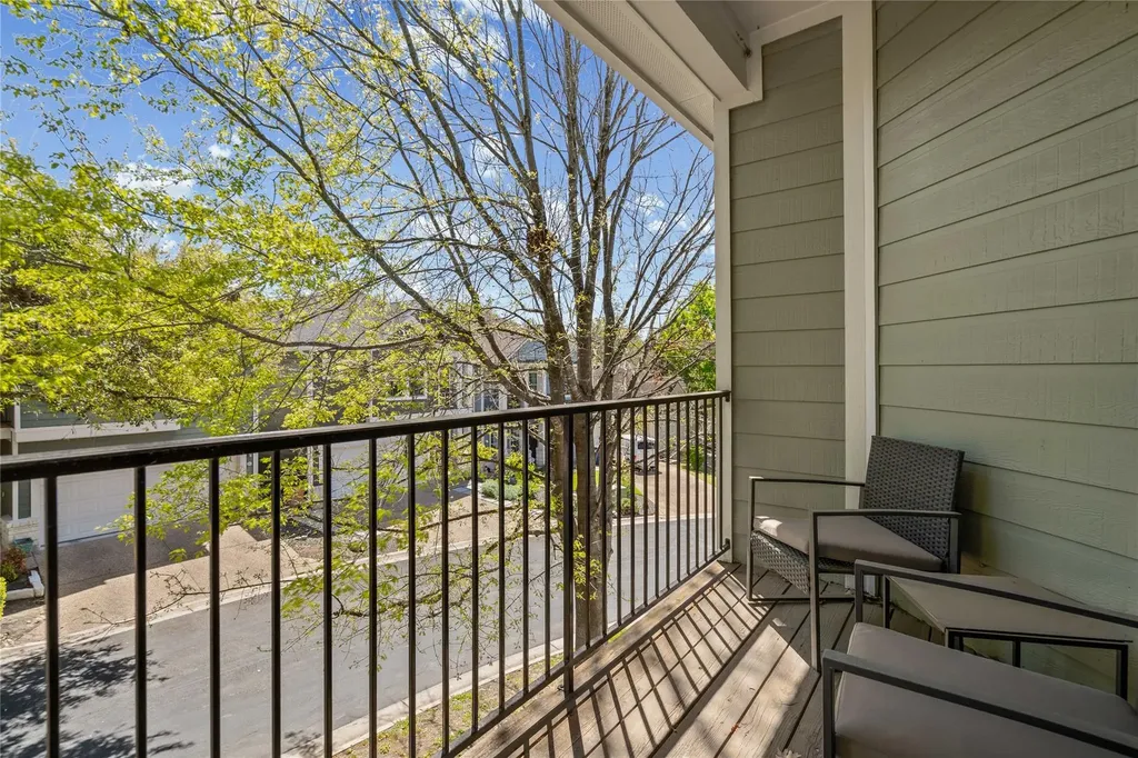 411 W St Elmo Road Austin TX 78745