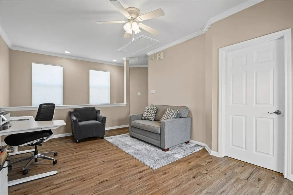 411 W St Elmo Road Austin TX 78745