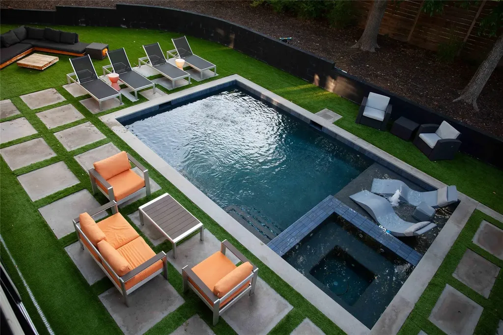 6100 Gena Court Austin TX 78757