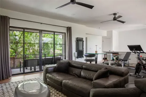 6100 Gena Court Austin TX 78757