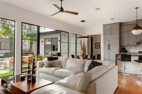 6100 Gena Court Austin TX 78757