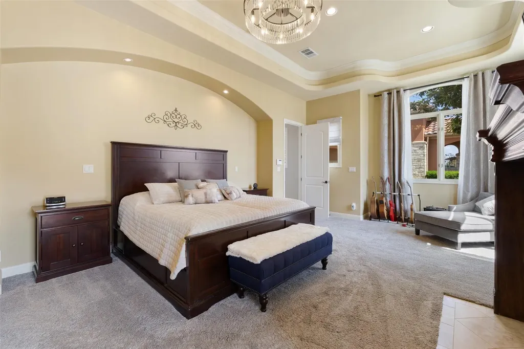 25616 Kahala Sunset Court Spicewood TX 78669