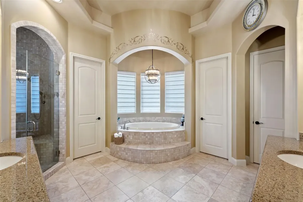 25616 Kahala Sunset Court Spicewood TX 78669