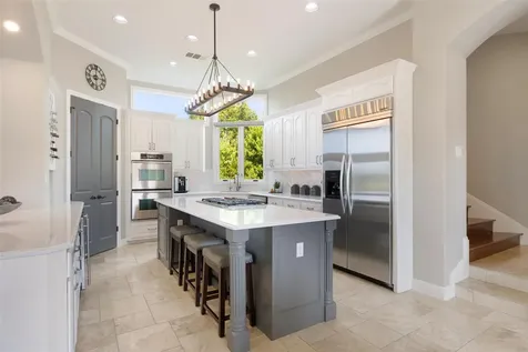 25616 Kahala Sunset Court Spicewood TX 78669