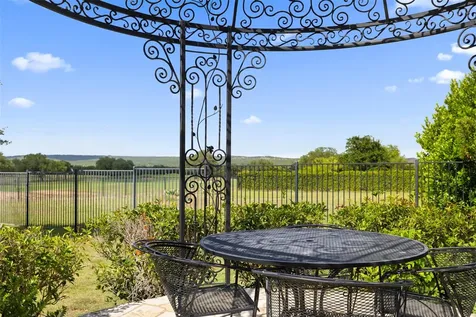 25616 Kahala Sunset Court Spicewood TX 78669