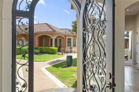 25616 Kahala Sunset Court Spicewood TX 78669