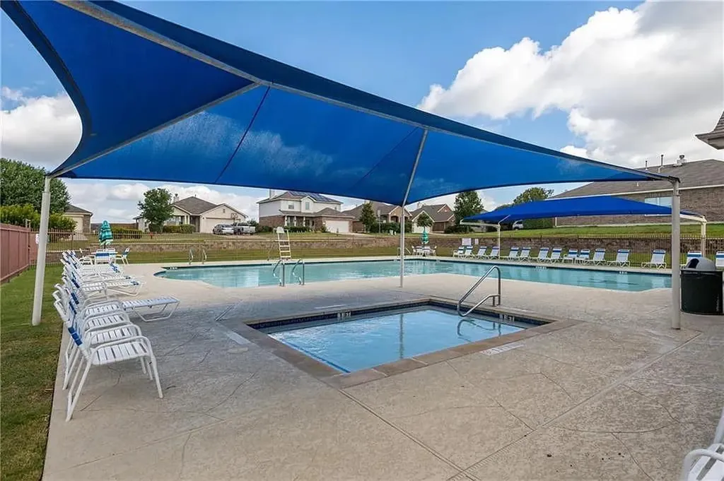 1941 Amberwood Loop Kyle TX 78640