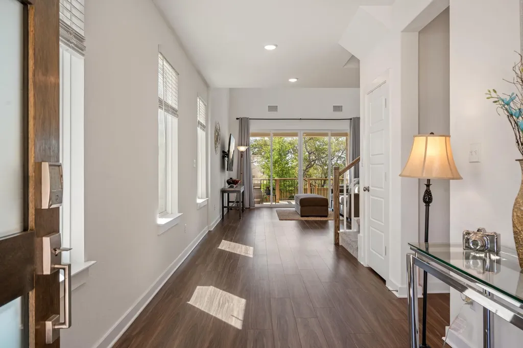 256 Comfort Maple Lane Dripping Springs TX 78620