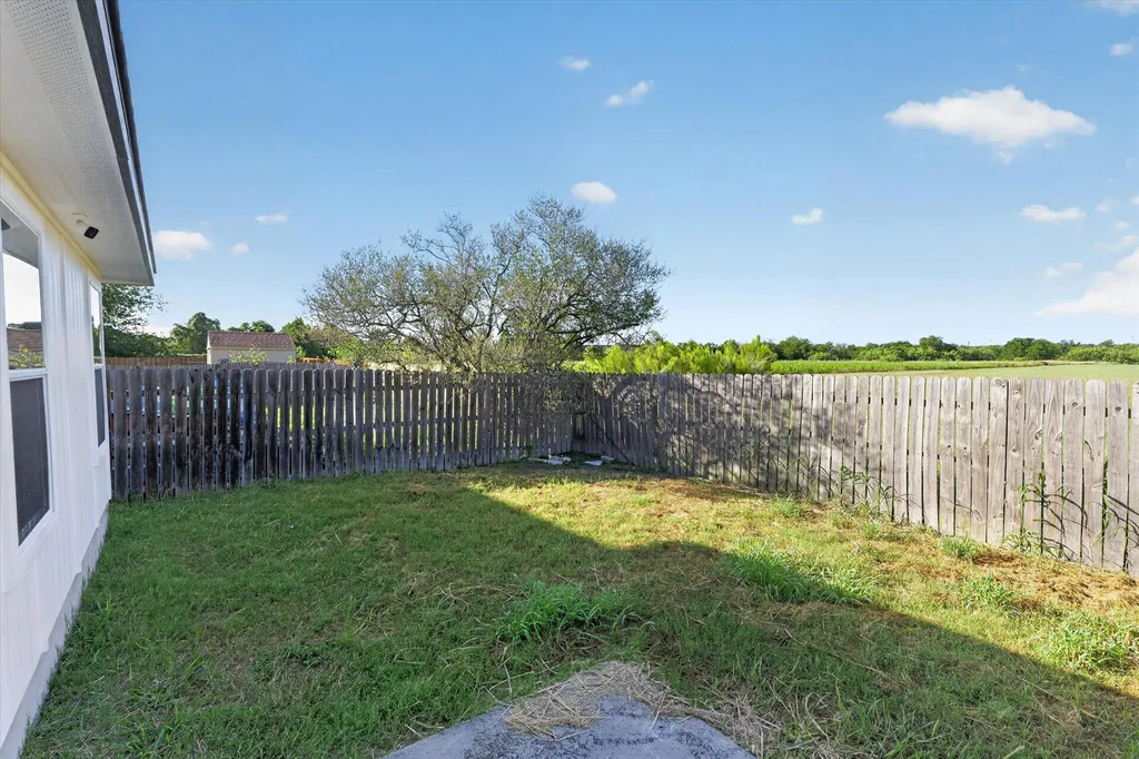 12813 Ring Drive Manor TX 78653