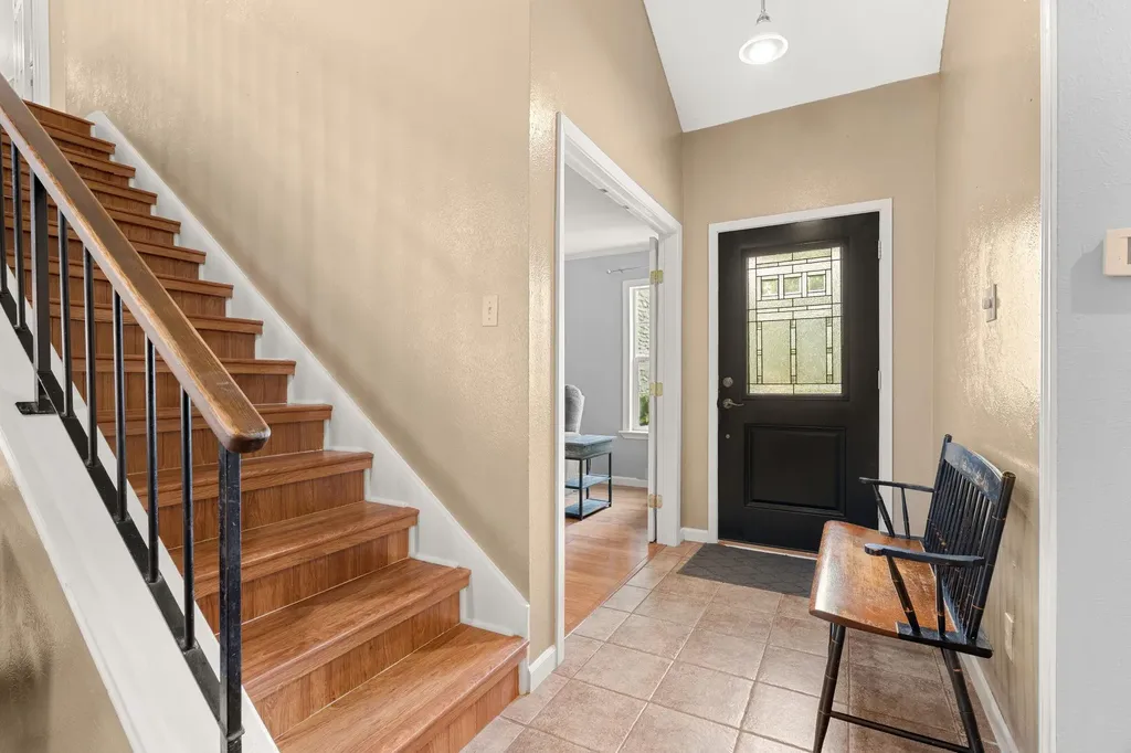 7906 Keneshaw Drive Austin TX 78745