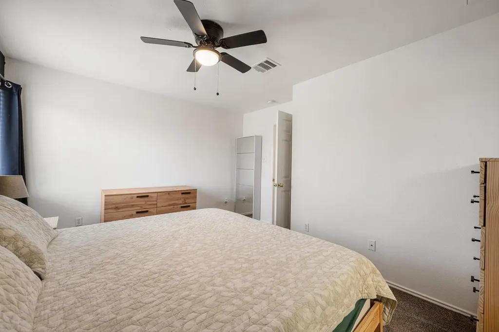 709 N Cascades Avenue Pflugerville TX 78660
