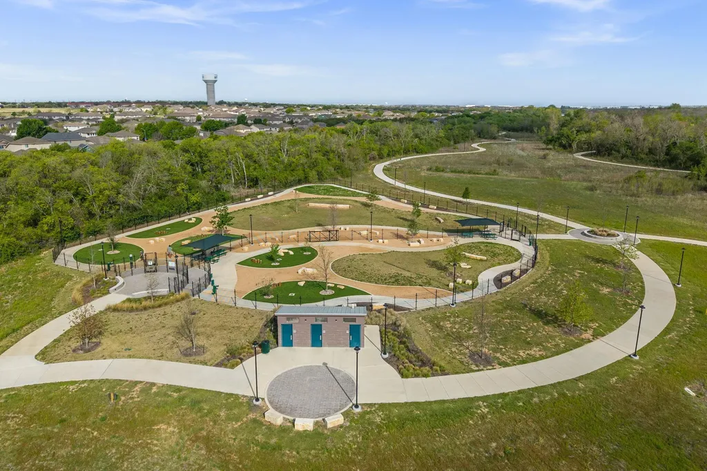 709 N Cascades Avenue Pflugerville TX 78660