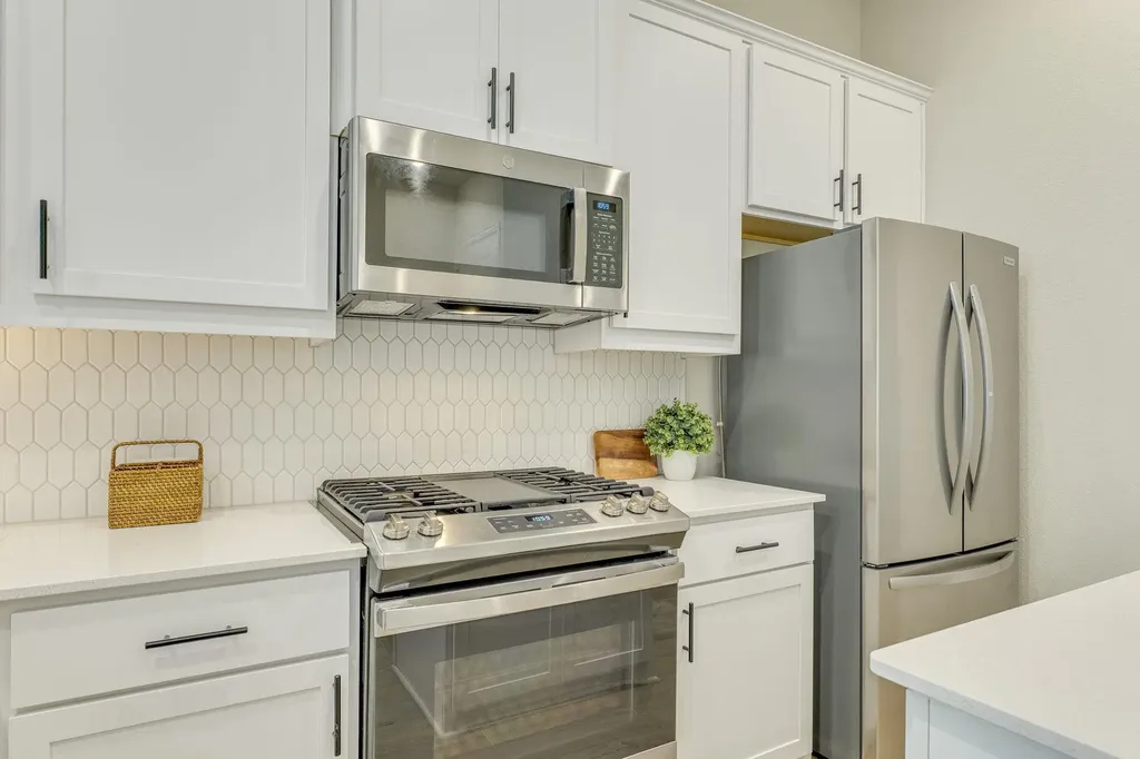 278 Kings Pine Drive Dripping Springs TX 78620