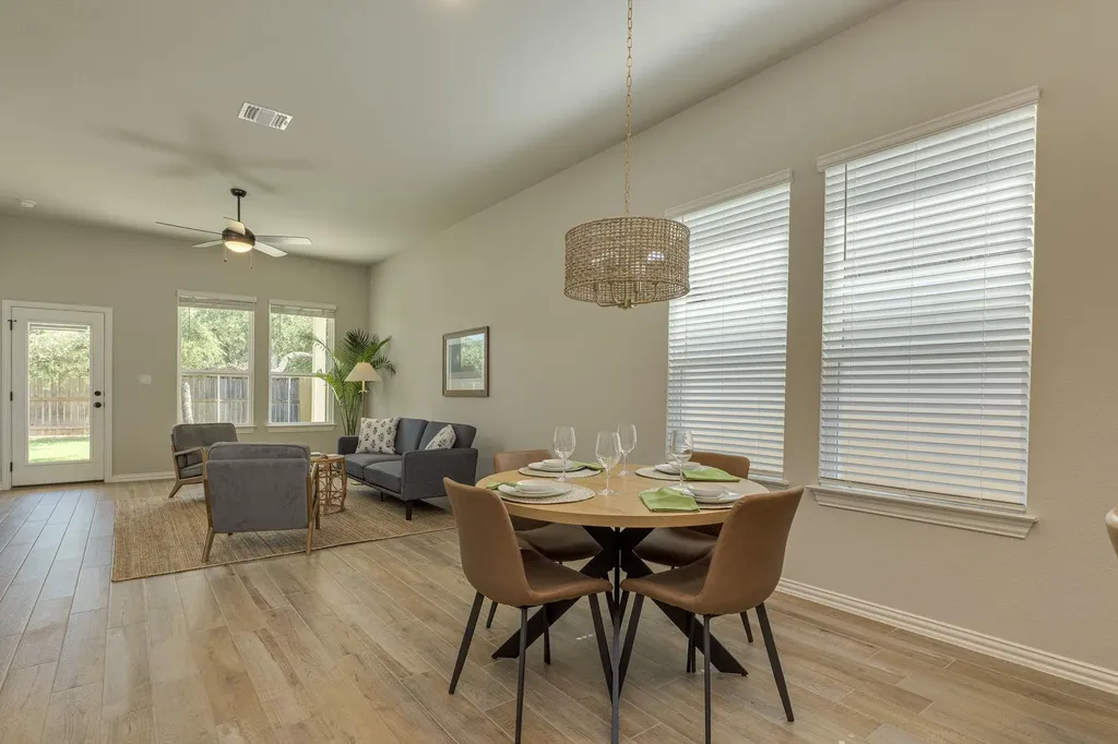 278 Kings Pine Drive Dripping Springs TX 78620