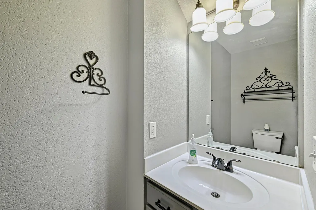 104 N Sumac Lane Georgetown TX 78633